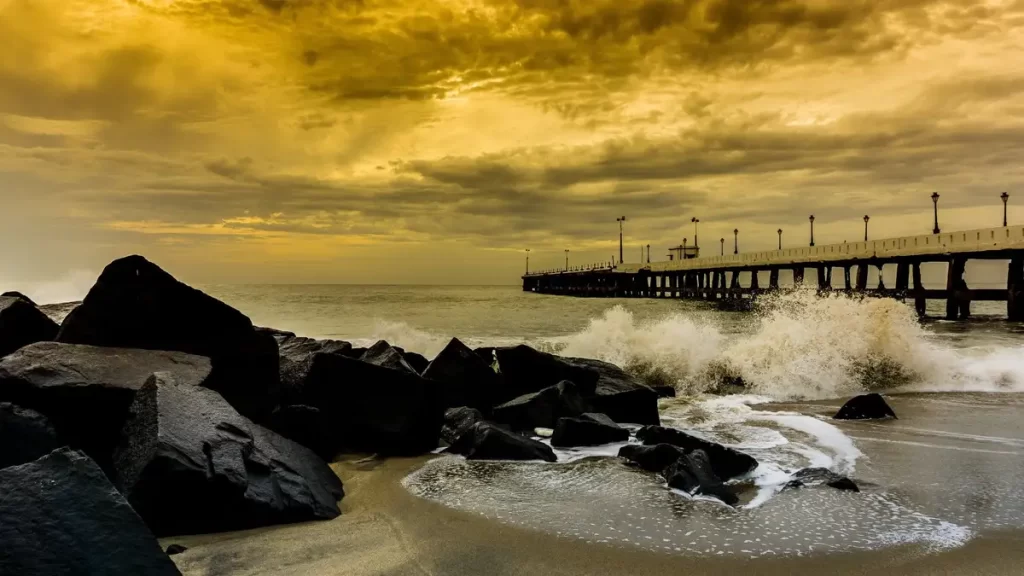 Best sunrise and sunset beaches in pondicherry